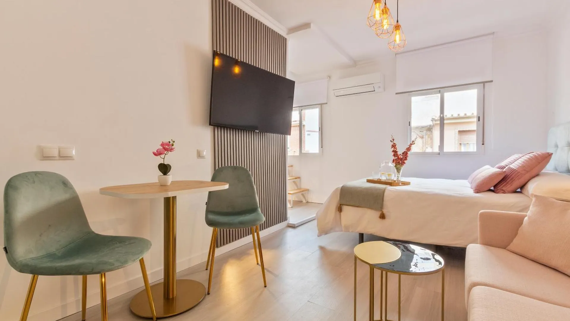 Luxer Holidays Apartment Malaga 0*,  Spain