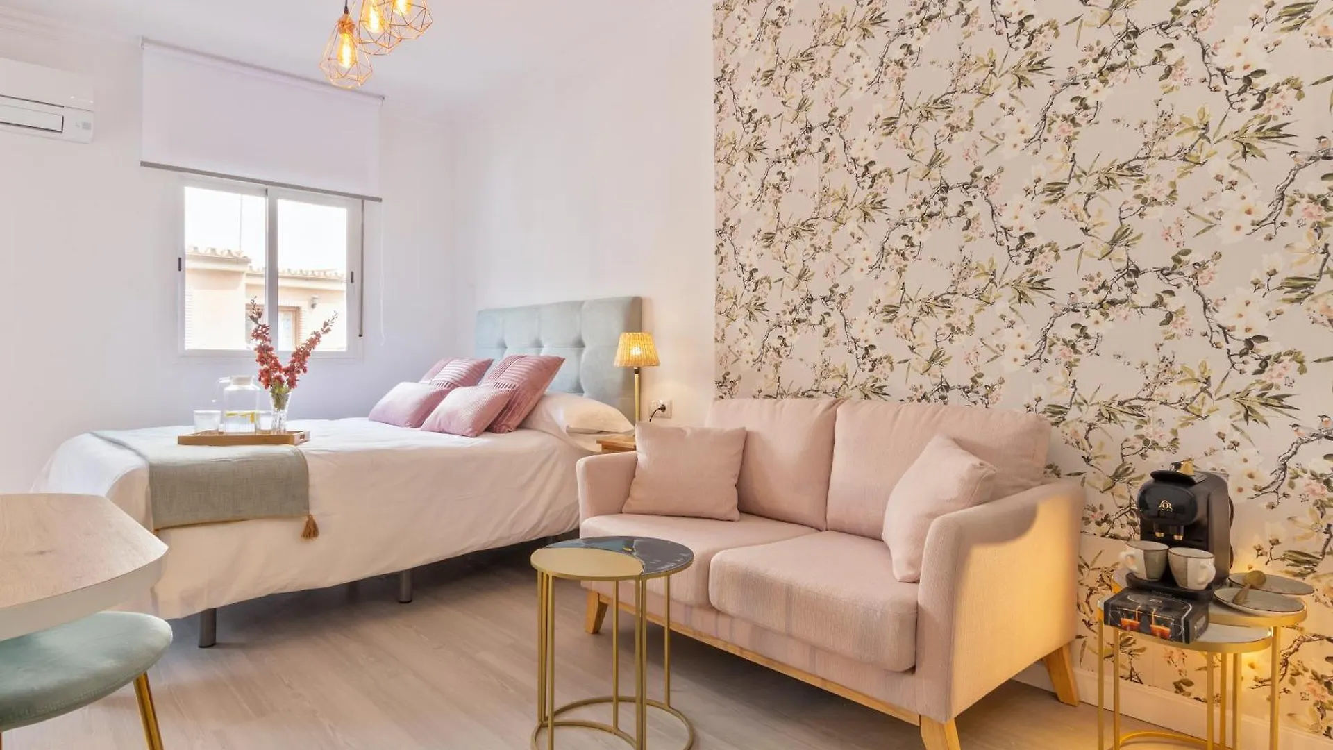 Apartment Luxer Holidays Malaga Spain